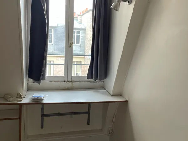 À louer chambre de service Paris 16eme