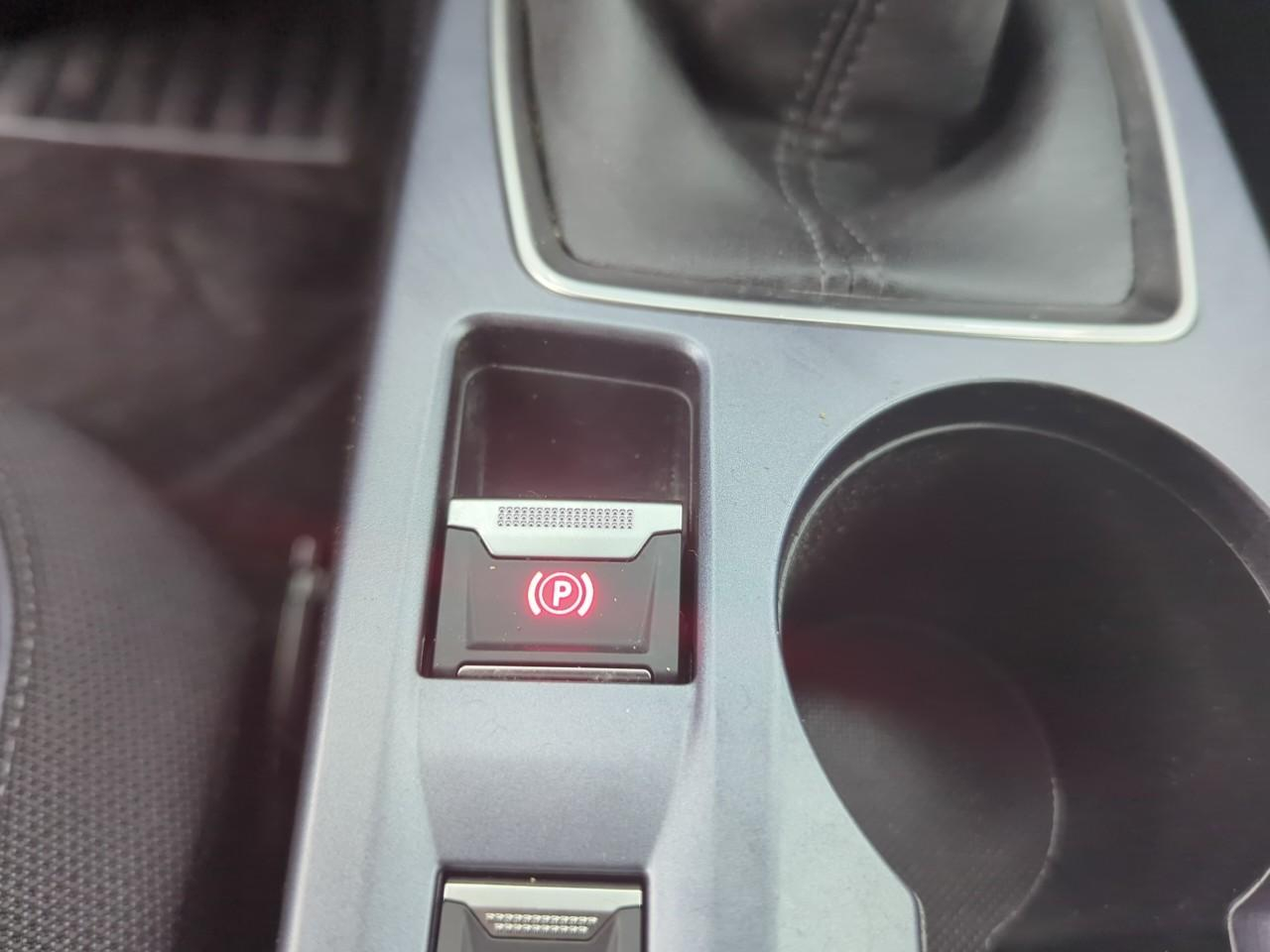 Peugeot 2008 puretech 100 s&s bvm6 allure — photo 21