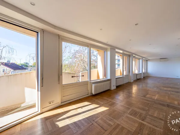Bureaux/Locaux professionnels 5 pièces 107 m²