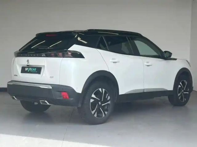 Peugeot 2008 1.2 puretech 130ch s&amp;s gt eat8 — photo 3