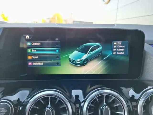 Mercedes Classe B 200 d amg line — photo 17