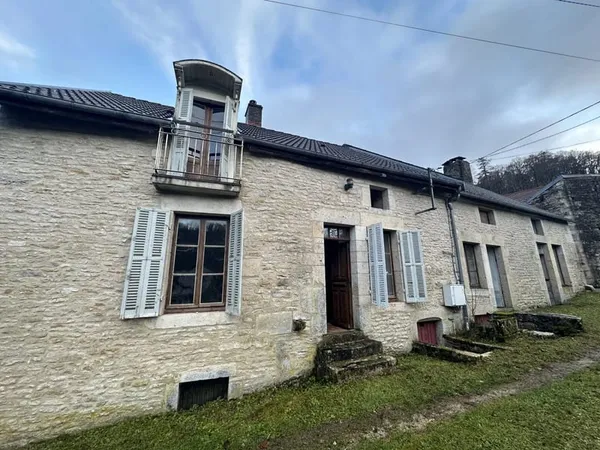 Ensemble immobilier 2 maisons + grange - FROLOIS