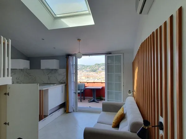 Studio de 23m2 à louer sur Vallauris