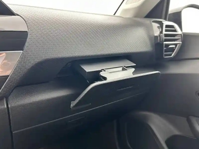 Citroën C4 puretech 130 s&amp;s eat8 — photo 27
