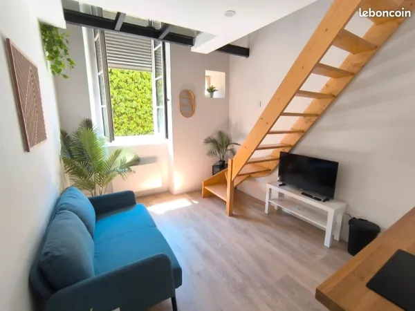 A louer - Superbe T2 Duplex Nimes Centre