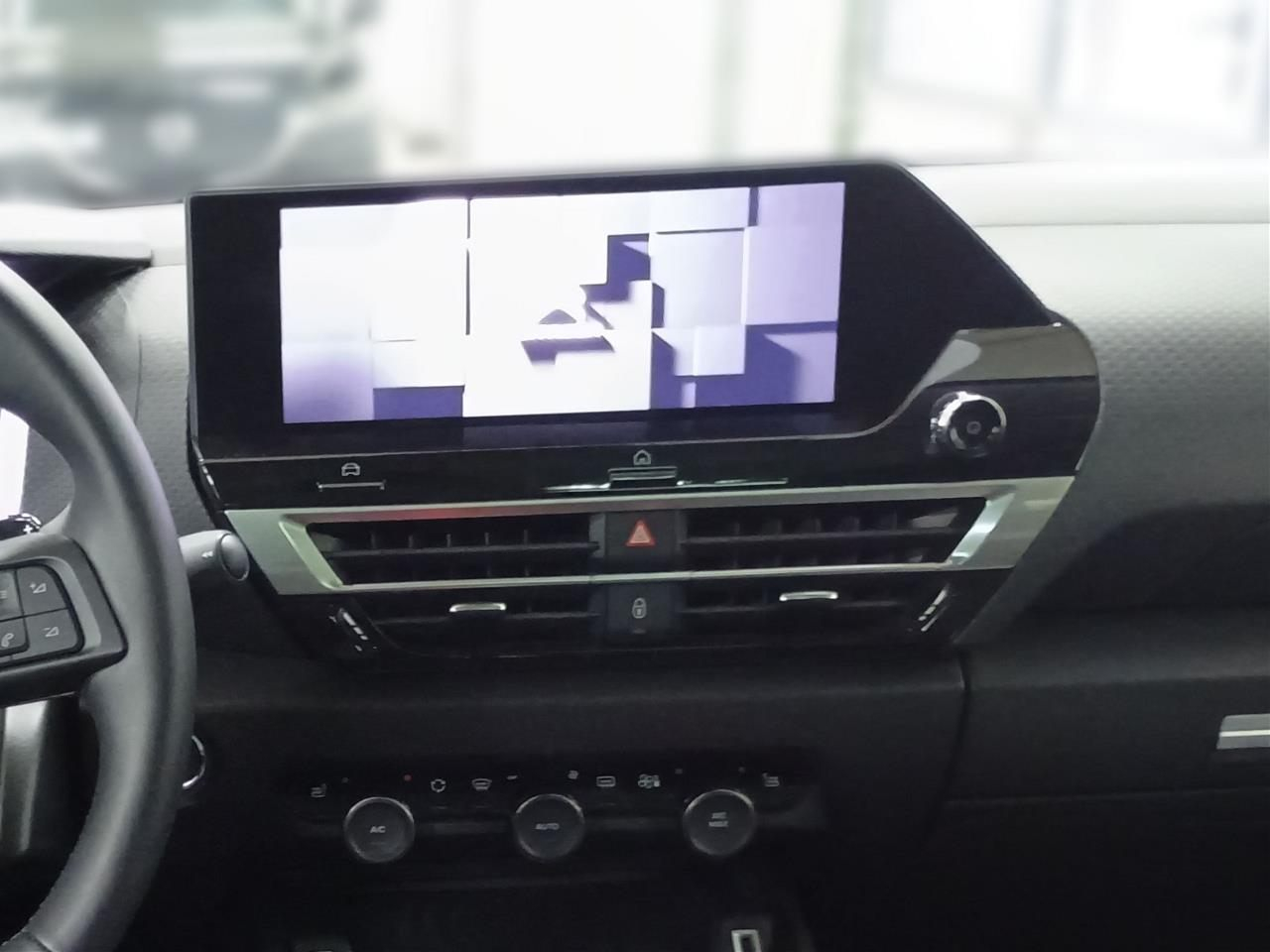 Citroën C4 — photo 11
