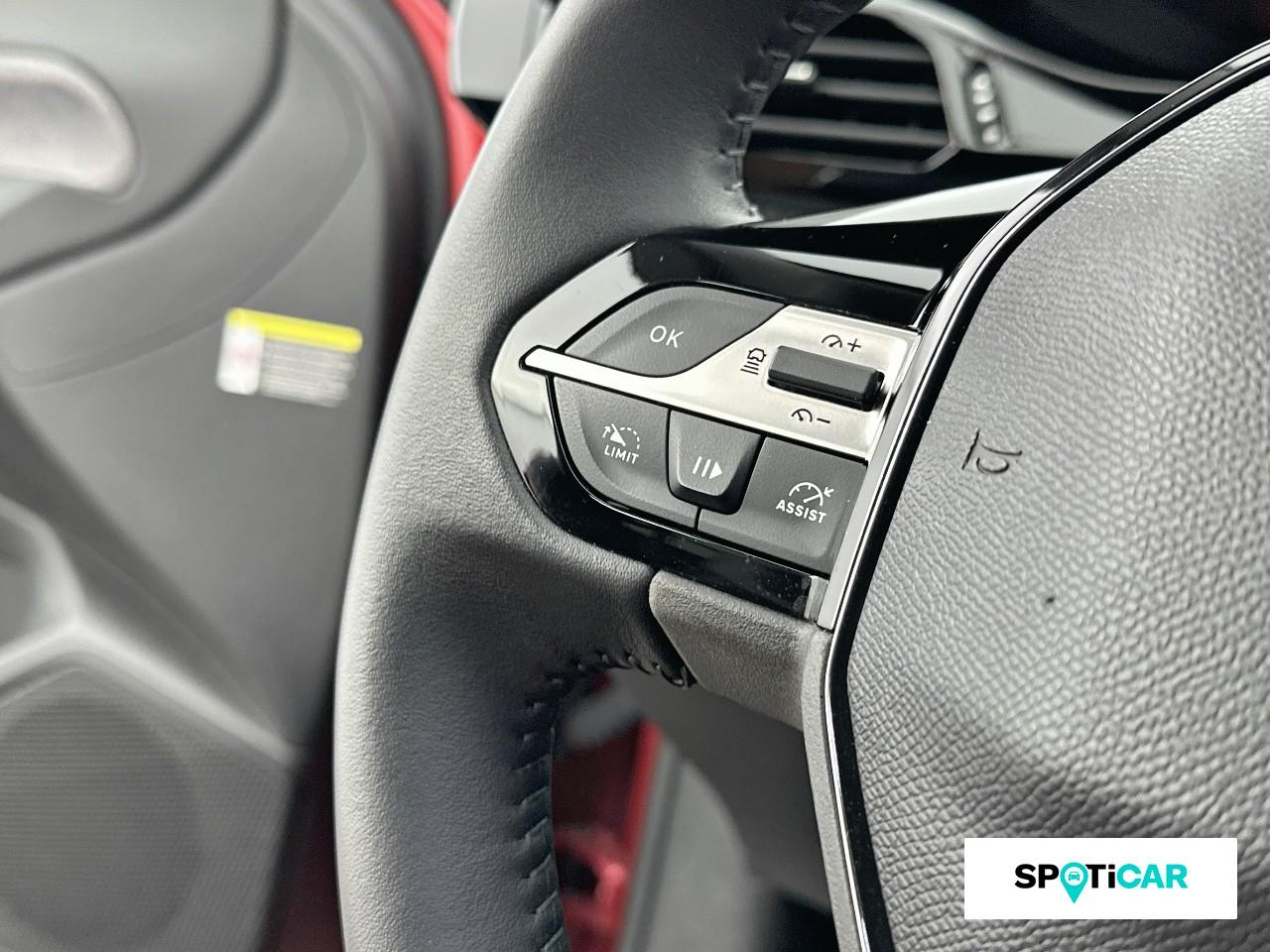 Peugeot 308 1.2 130ch s&s allure — photo 17