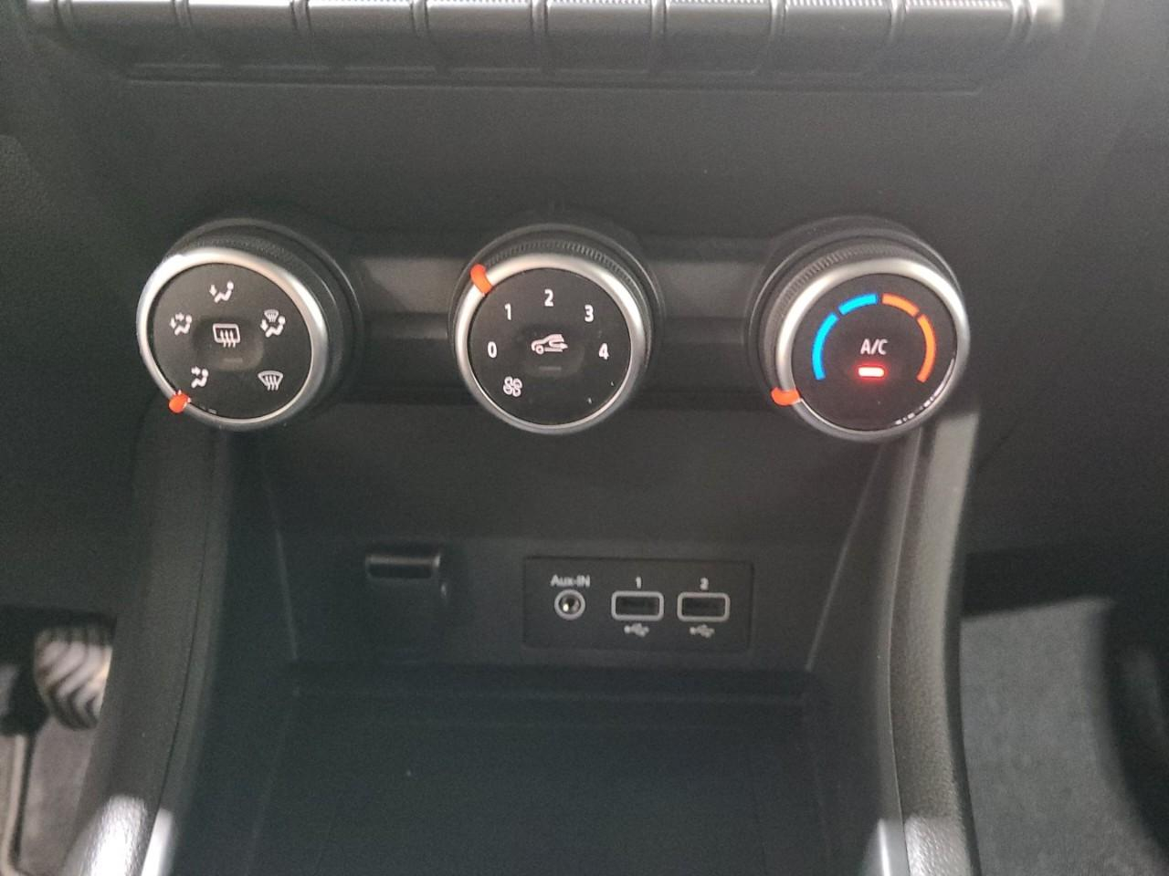 Renault Captur tce 90 business — photo 18
