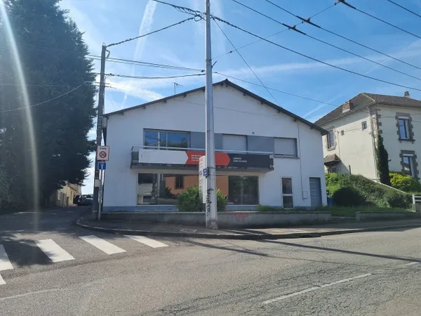 GARAGE AUTOMOBILE - MURS ET FONDS