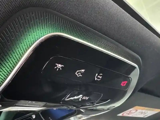 Mercedes Classe C 220 d berline amg lin — photo 34