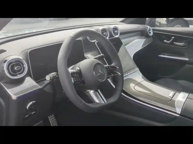 Mercedes Glc 300 e hybrid 313ch amg line + 4matic 9g-tronic — photo 15