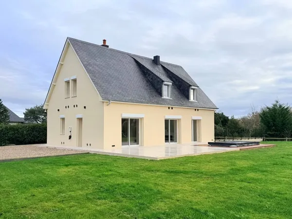 Maison 9 pièces 220 m²