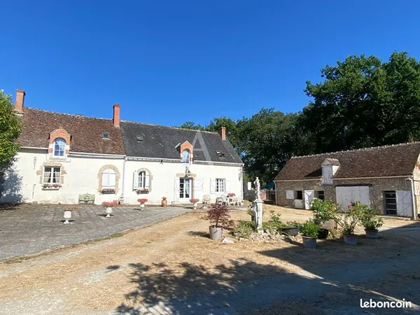 Propriété 7 pièces 225 m²