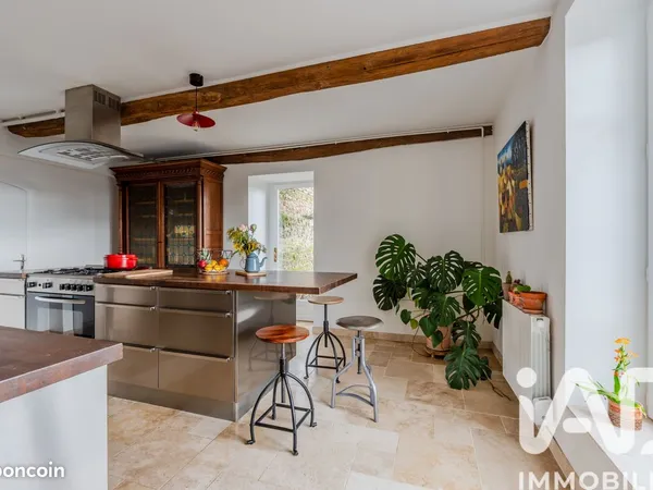 Maison 5 pièces 160 m²