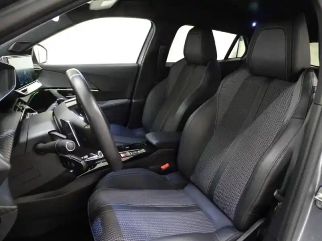 Peugeot 2008 1.2 puretech 130ch s&amp;s gt eat8 — photo 7