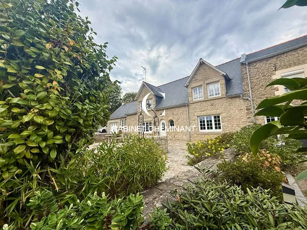 A LOUER A SAINT LUNAIRE MAISON DE 142M2 AVEC 4 CHAMBRES