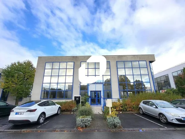 Bureaux 776 m²