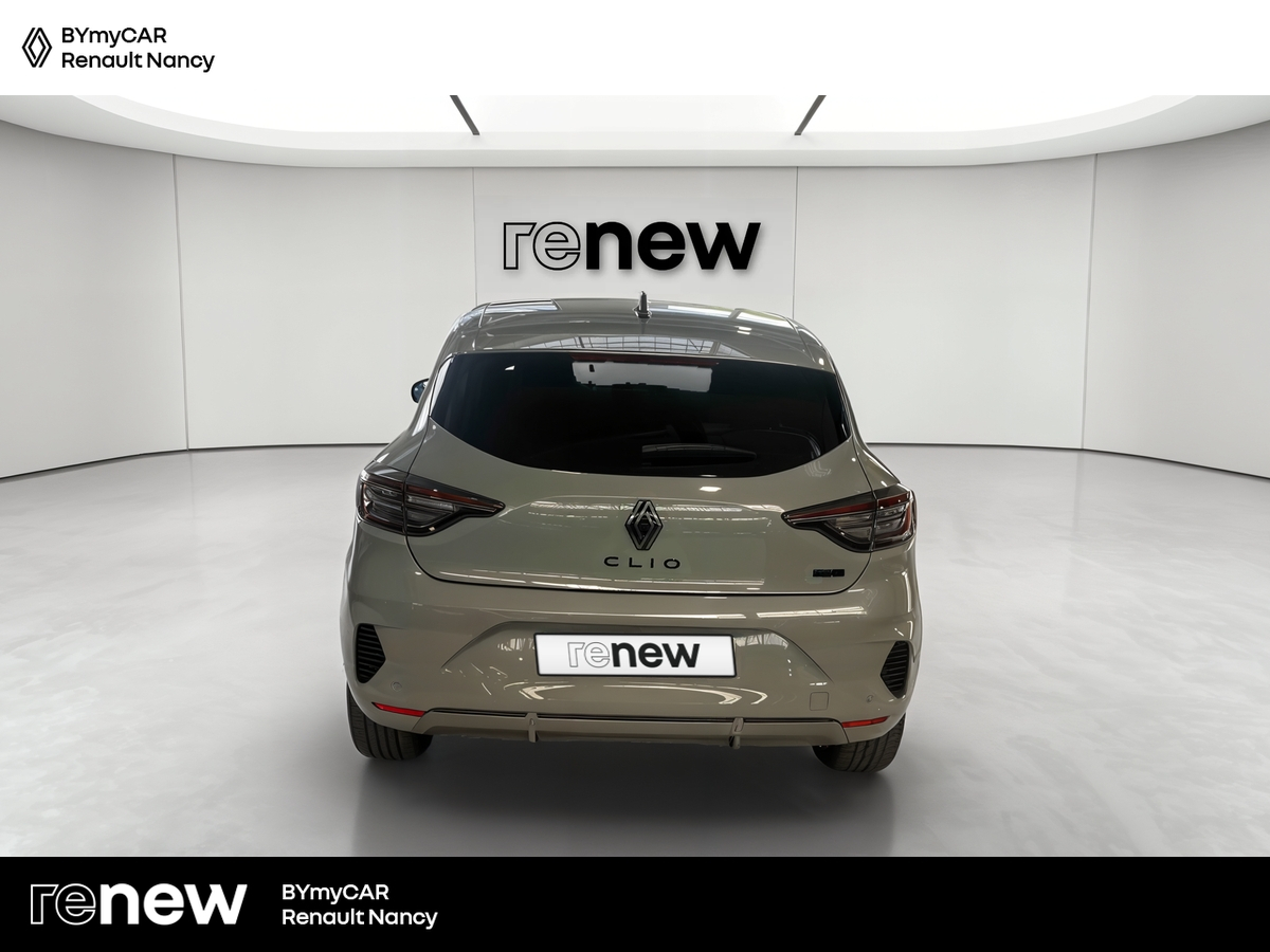 Renault Clio E-Tech full hybrid 145 ch GSR2 — photo 4