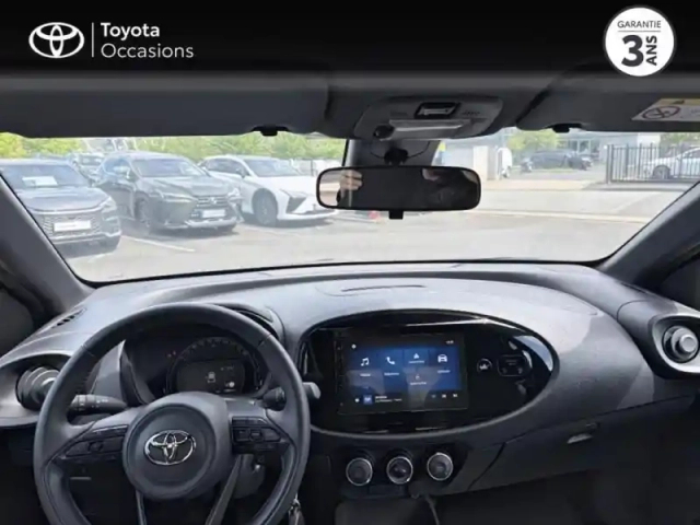 Toyota Aygo X 1.0 vvt-i 72ch dynamic my24 — photo 8