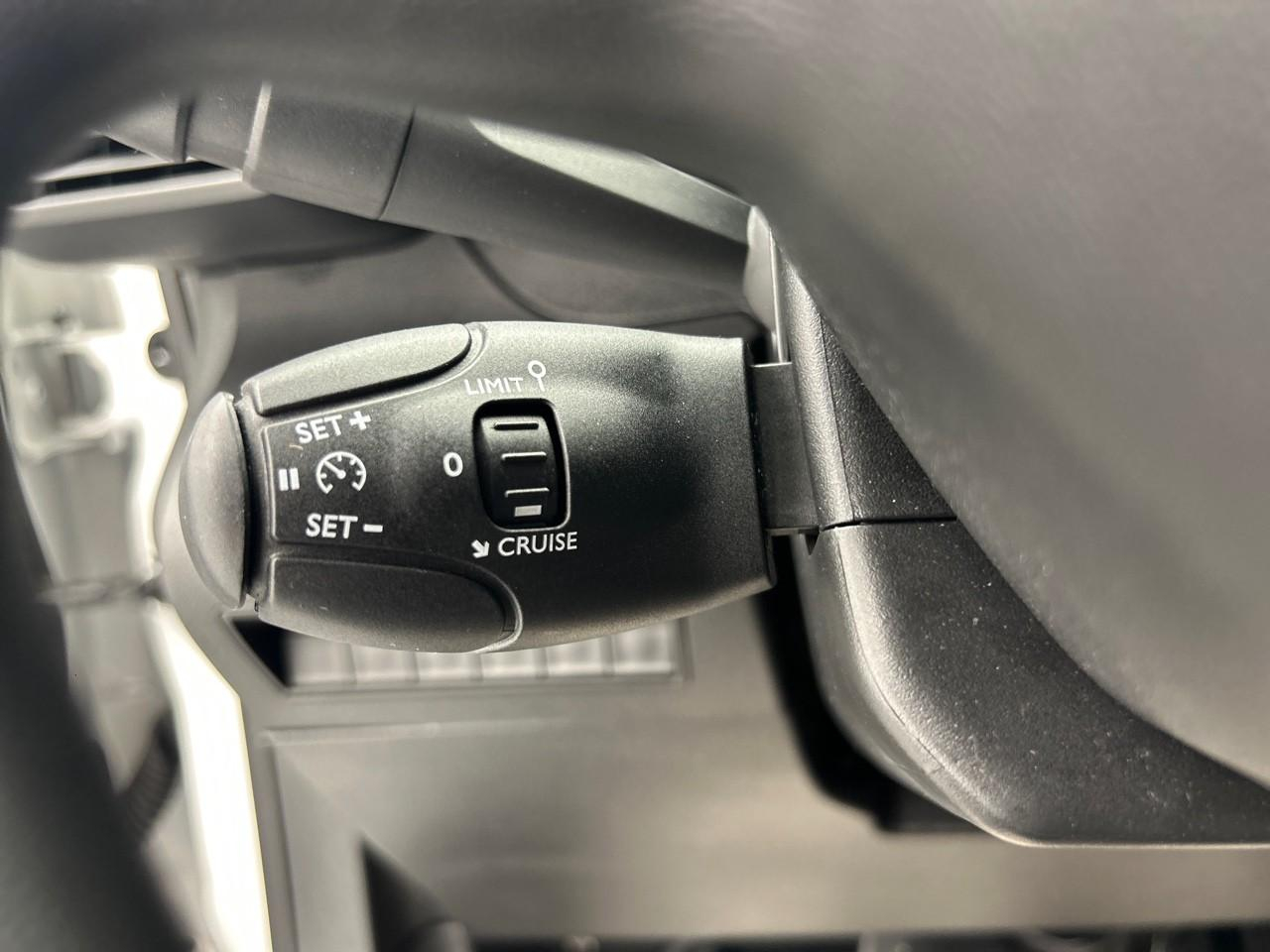 Peugeot Partner fourgon standard 650 kg bluehdi 75 bvm5 premium — photo 20