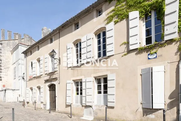 Maison 7 pièces 208 m²