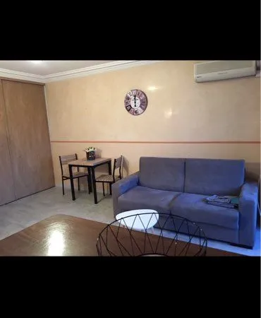 Studio location à l année