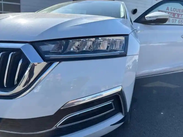 Skoda Octavia 1.4 tsi phev iv 204 ch dsg6e business — photo 14