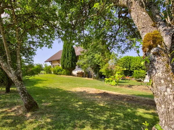 Groisy - Maison familiale - Terrain 1997 m²