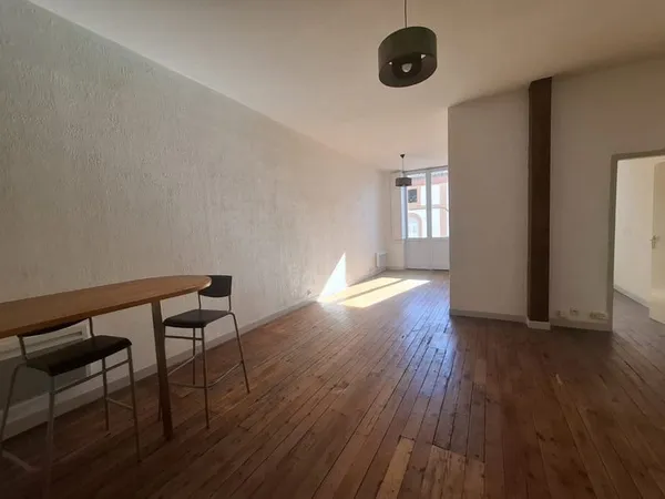 Appartement T3 à louer centre Carbonne
