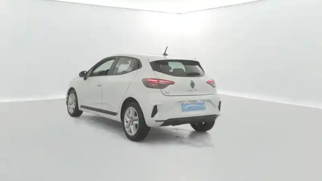Renault Clio tce 90 — photo 17