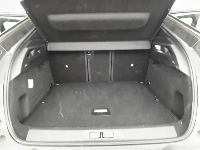 Peugeot 3008 hybrid 136 e-dcs6 — photo 6