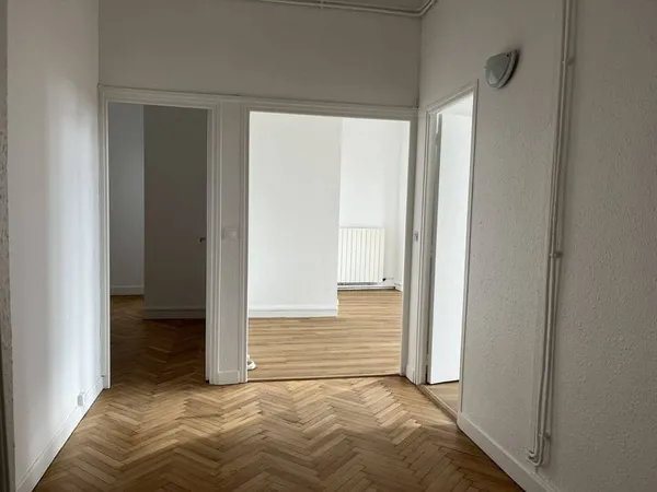Appartement 4 pièces 83 m²