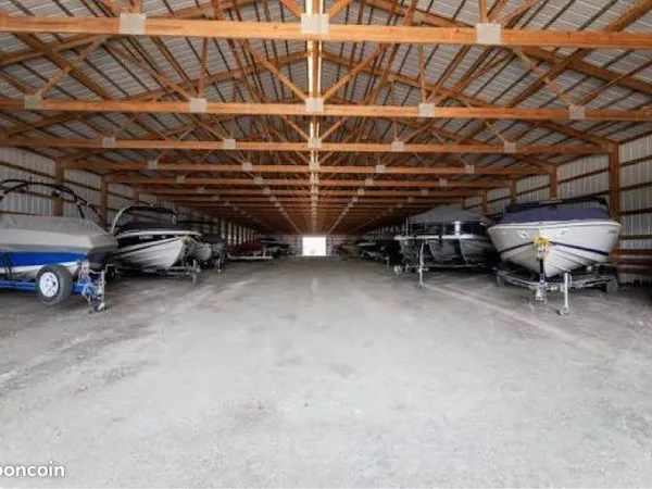 Location hangar stockage