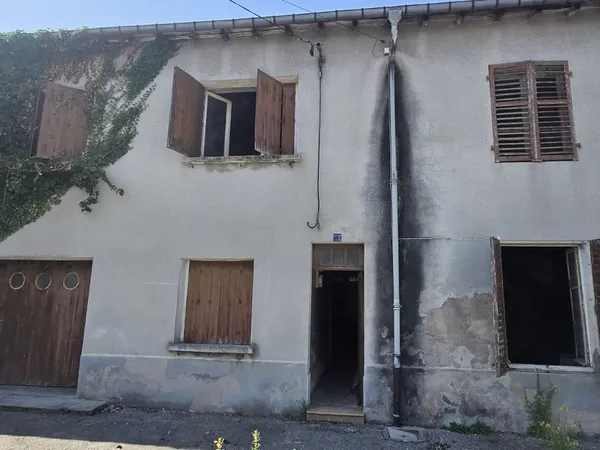 Vends maison à rénover