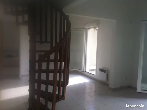 Duplex avec 2 terrasses et pking