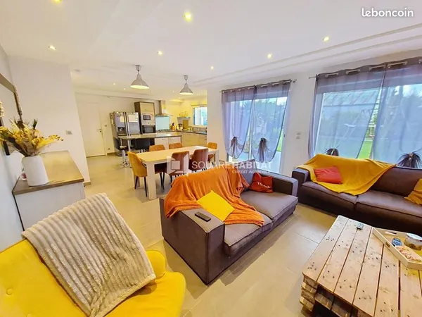 Maison 6 pièces 145 m²