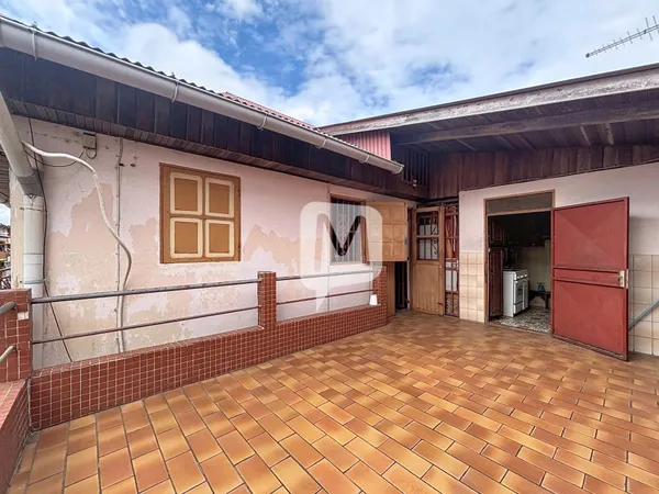 DPT GUYANE, à vendre CAYENNE Centre ville Maison de ville T4 de 136m2