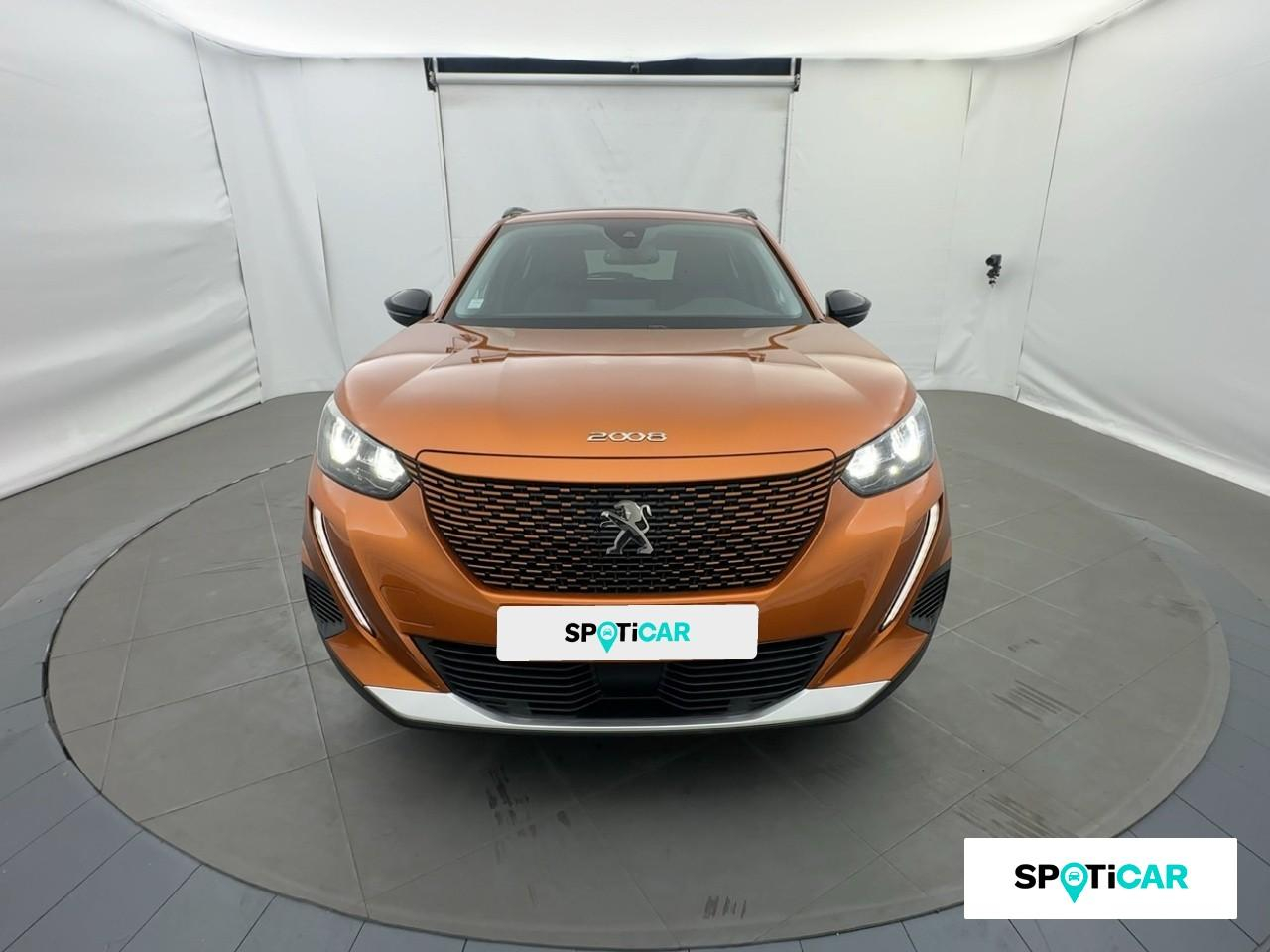 Peugeot 2008 e-2008 136ch allure — photo 2