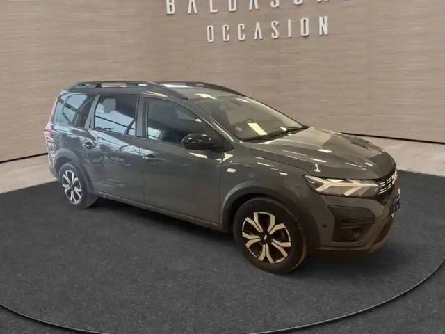 Dacia Jogger tce 110 7 places — photo 7