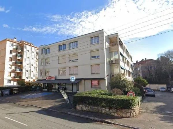 Parking 15 m²
