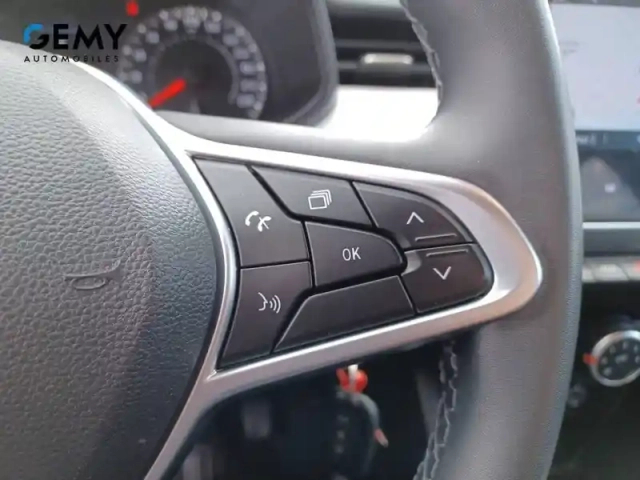 Renault Clio tce 90 — photo 15