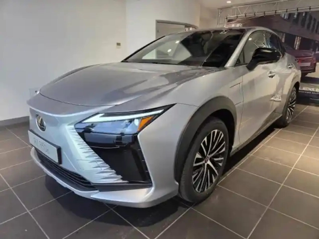 Lexus Rz 350e luxe mc26 — photo 3
