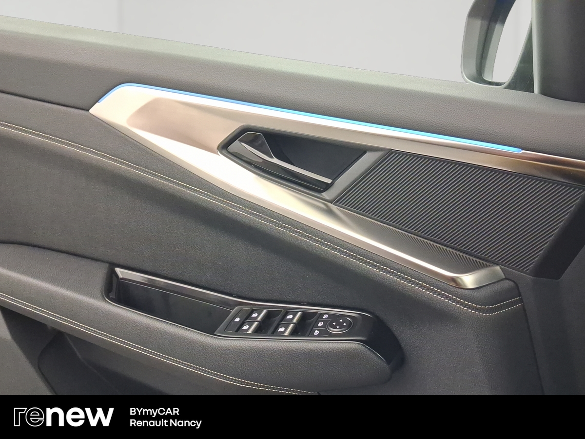 Renault Austral E-Tech hybrid 200 — photo 18