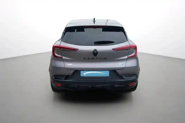 Renault Captur e-tech 145 — photo 5