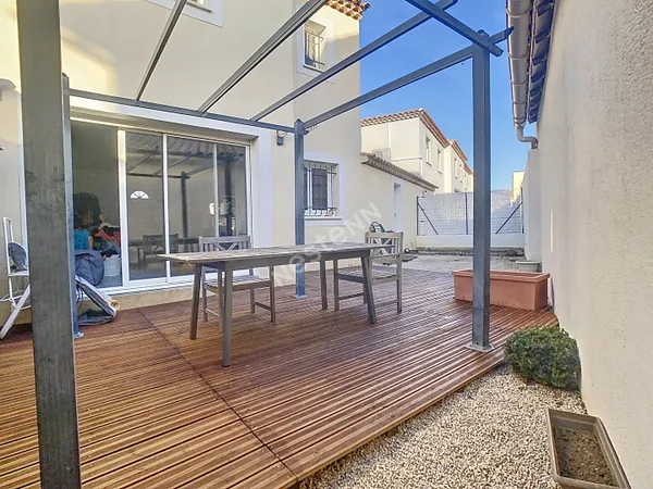Maison Miramas 3 pièces extérieur et garage