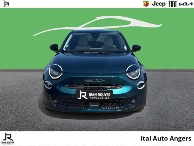 Fiat 600 e 156ch 54kwh la prima — photo 2