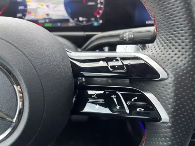 Mercedes Gla 250 e hybrid eq amg line — photo 17