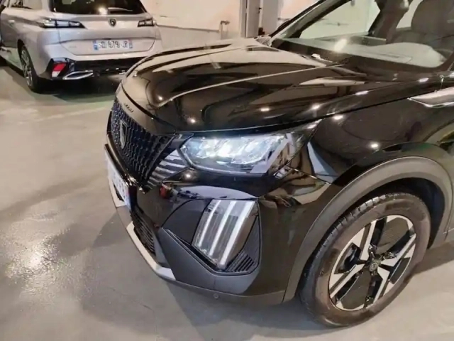 Peugeot 2008 puretech 100 s&amp;s bvm6 — photo 8