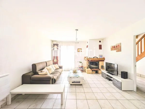 Proche centre, maison R+1, 3 chambres, jardin, garage