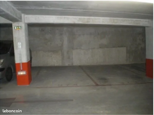 Place de parking en sous sol